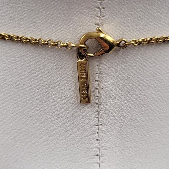 Nine West Abstract Gold Pendant Necklace - Picture 7 of 8